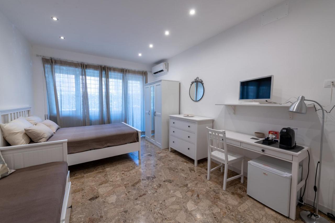 Casa Rosa Beige E Blu Apartment Rome Exterior photo