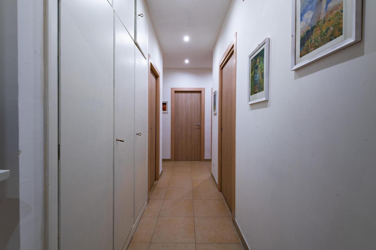 Casa Rosa Beige E Blu Apartment Rome Exterior photo
